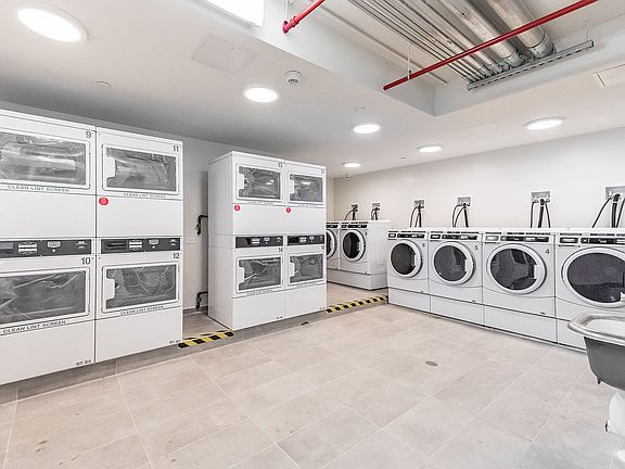 5th image of 21-12 Newtown Ave #2F