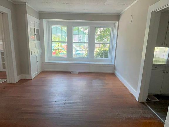 4th image of 1545 29th St