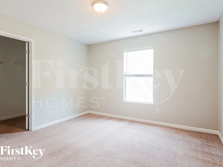 7025 Village Oaks Dr — Photo 15