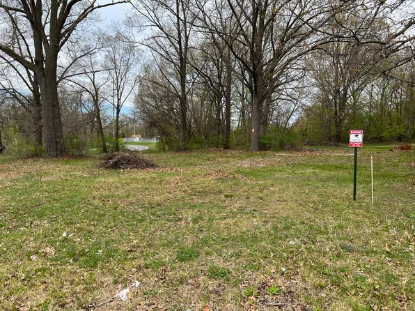 1 Donald Adkins Dr, Benton Harbor, MI 49022