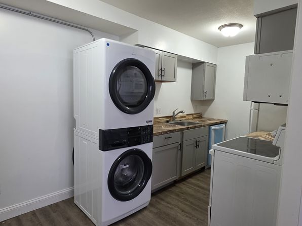 432 E Washington St APT 1