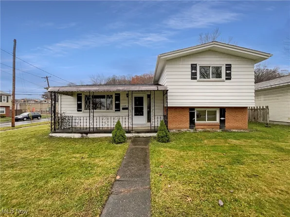 1173 Madrid Dr, Akron, OH 44313