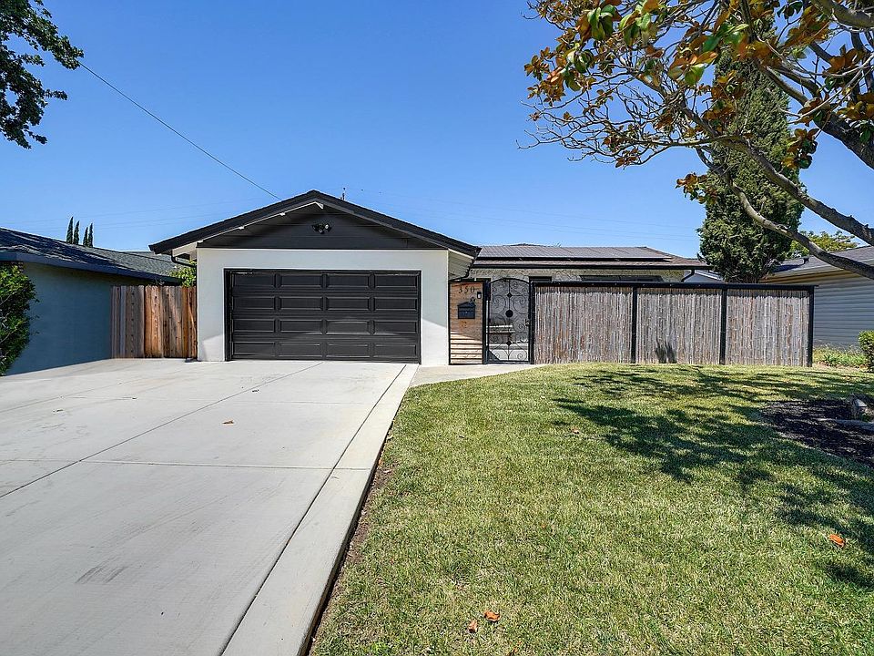 1st image of 350 Begonia Boulevard