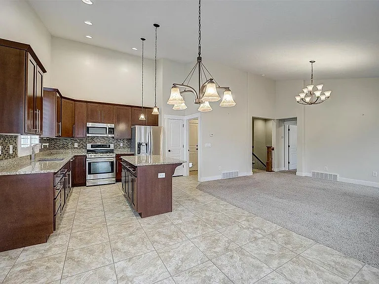 350 S Millers Mile Rd — Photo 12