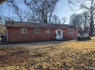 1155 Washington Ave, Alton, IL 62002