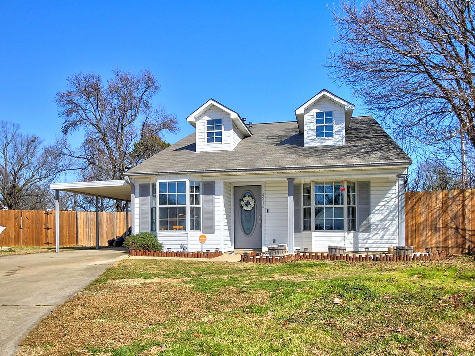 1st image of 4216 Savannah Cir
