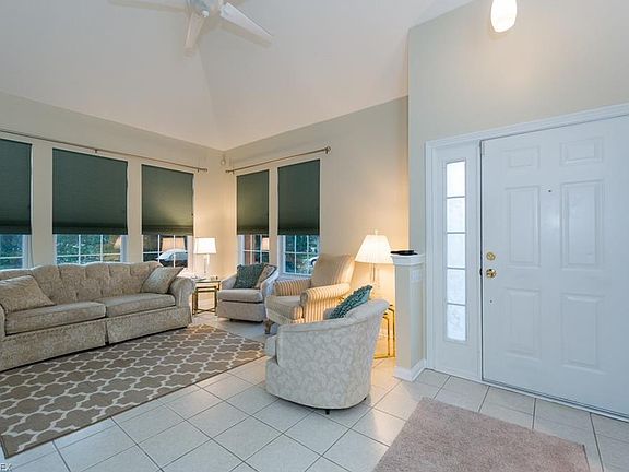 5th image of 5630 N Greenway Ct #B