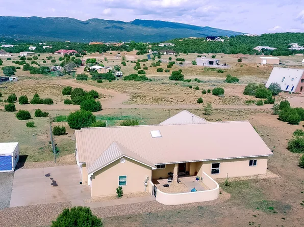 29 Eastside Loop, Sandia Park, NM 87047