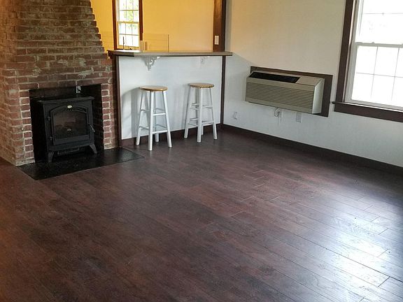 4th image of 8076 Lee Road 175