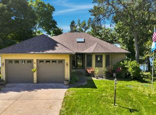 32897 Spunk Tree Cir, Avon, MN 56310