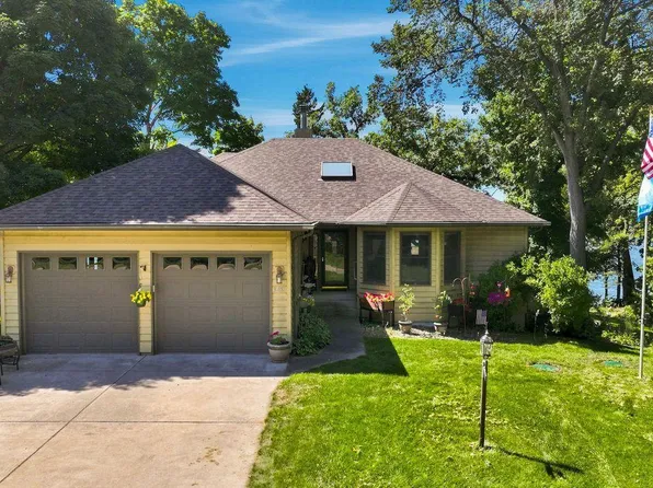 32897 Spunk Tree Cir, Avon, MN 56310