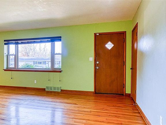 5th image of 1508 Melrose Dr