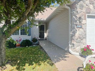 187 N Musket Ridge Dr, Sun Prairie, WI 53590