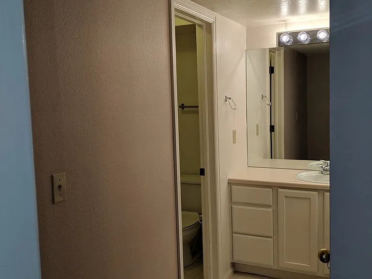 9160 E Arbor Cir #C — Photo 18