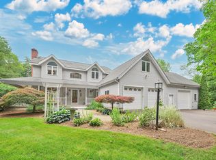 8 Brendans Way, Granby, CT 06035