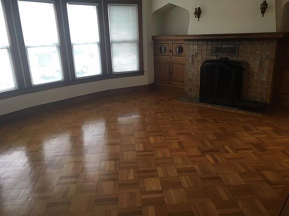 3rd image of 1447 39th Ave
