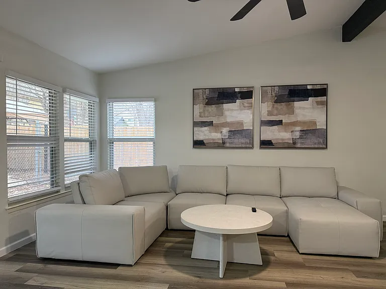 3323 Coral Grove Dr — Photo 15