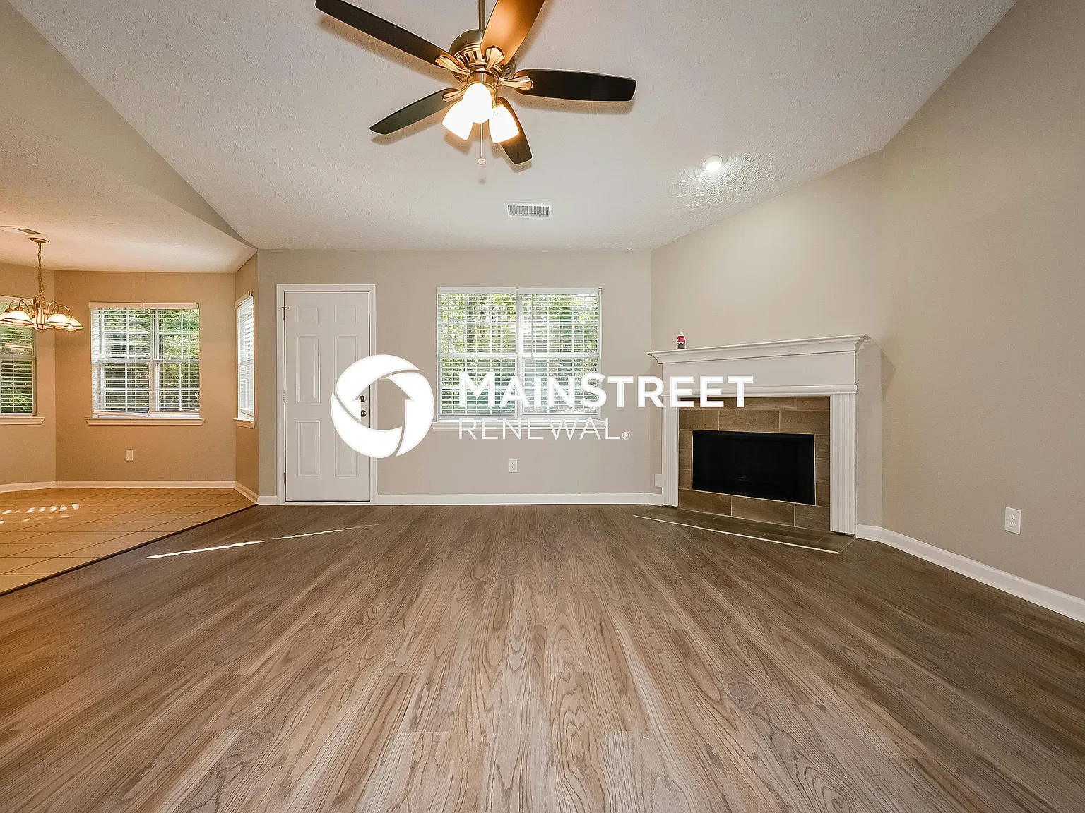 571 Rocky Point Rd — Photo 2