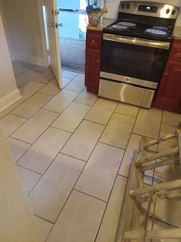 2 bed, 1.0 bath, 766 sqft, $1,550 — Photo 4