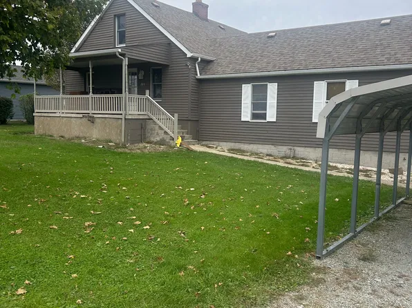 209 Madison Ave, Pleasant Unity, PA 15676