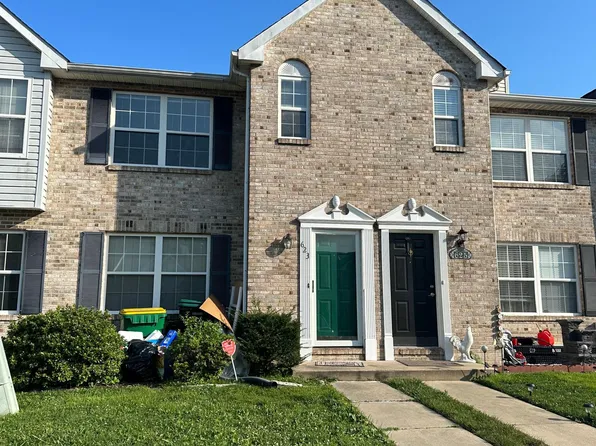 623 Candlestick Ln, Newark, DE 19702