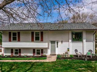 6180 W Donnagail Dr, Penn Laird, VA 22846