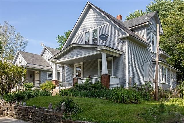 1st image of 305 N Lawndale Ave