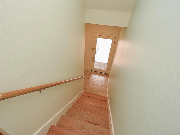 4122 Spencer St — Photo 5