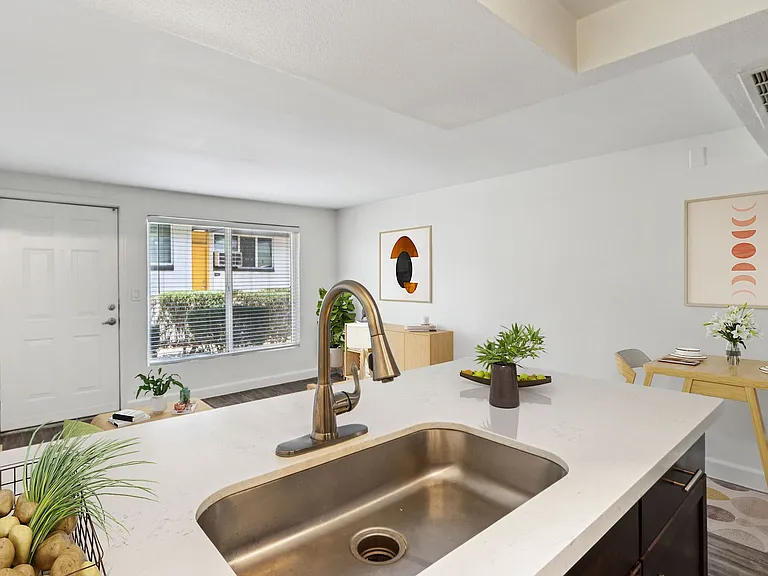 The Wexler Apartments — Photo 31