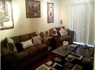 20568 Brian Cres, Bayside, NY 11360
