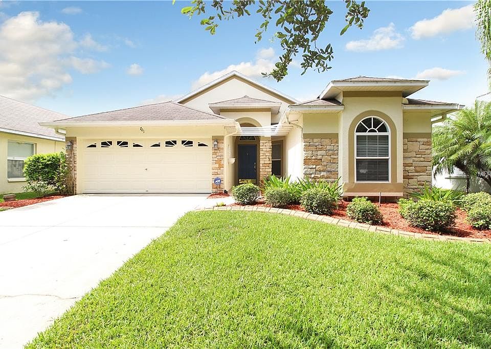 1st image of 701 Straw Lake Dr