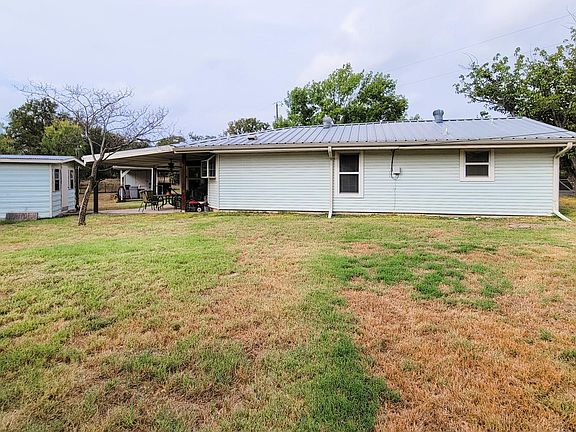 5th image of 1208 Prairie Creek Rd
