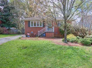 2603 Springwood Dr, Greensboro, NC 27403