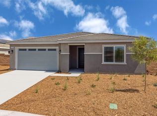 7664 Nectarsweet Dr, Riverside, CA 92507