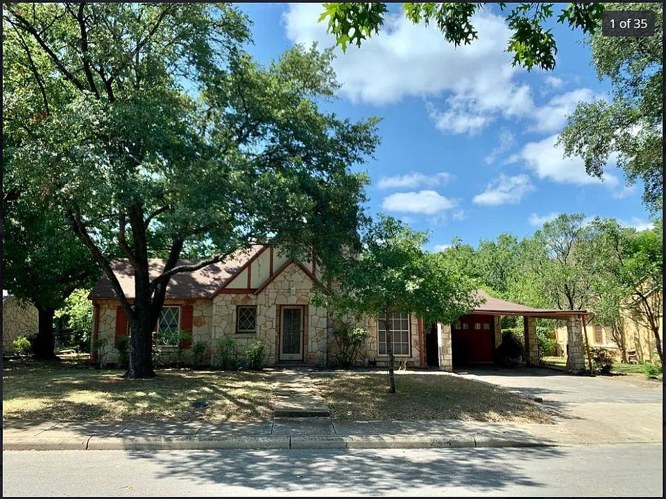 244 W Hermosa Dr