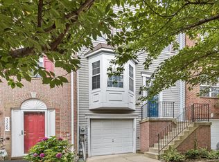 3331 Hollow Ct, Ellicott City, MD 21043