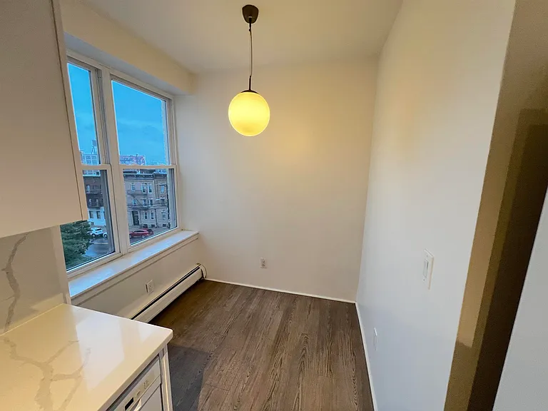 135 Van Wagenen Ave #4B — Photo 6