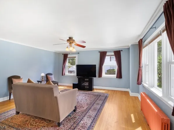 61 Clinton Ave, Mount Olive Twp., NJ 07828