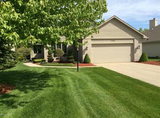 1765 Spring View Ct SE, Caledonia, MI 49316