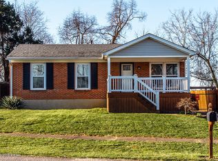 5208 Chasewood Pl, Louisville, KY
