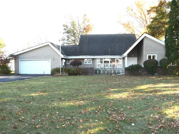 1261 E 500 North Rd, Cissna Park, IL 60924