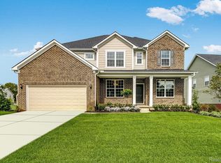 51828 Torbay Dr, Northville, MI 48167