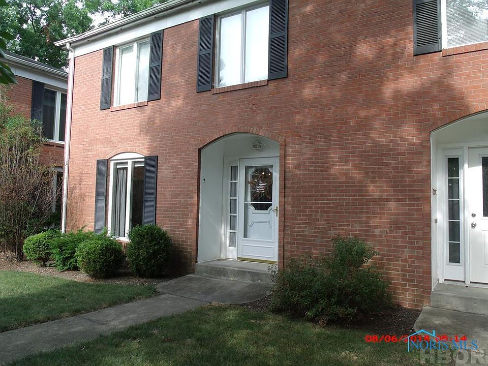 1st image of 1902 Queenswood Dr
