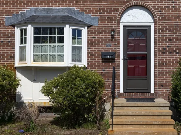 399 Pond St APT D3, Braintree, MA 02184