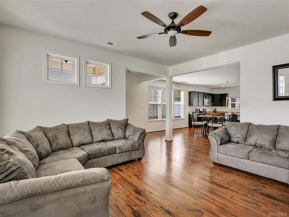 5th image of 8055 Rutland Village Dr #8055