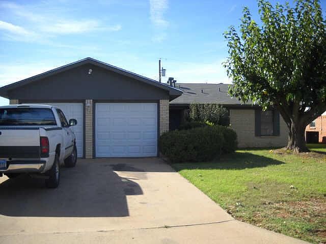 1st image of 2218 Shere Lynne Dr