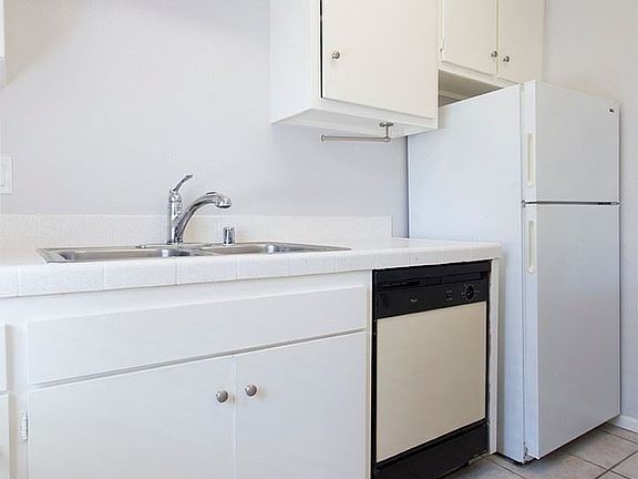 4th image of 3773 Haines St APT 23
