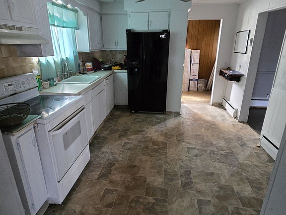 2nd image of 725 Heslep Ave