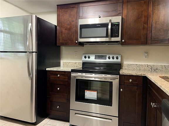 4th image of 3042 Eastland Blvd Unit H108