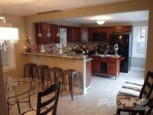 05 eat in kitchen (Large)